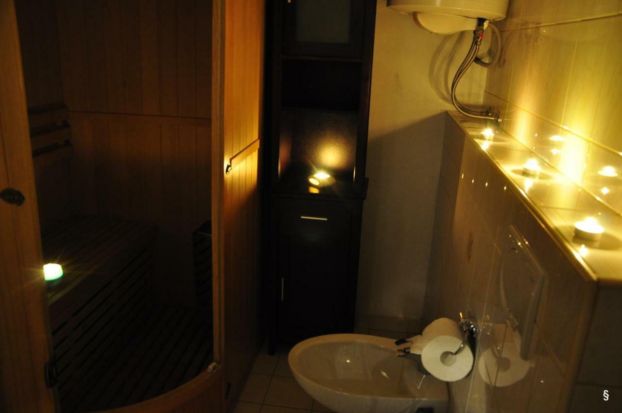 Apartments Mali Raj Dolenci ภายนอก รูปภาพ
